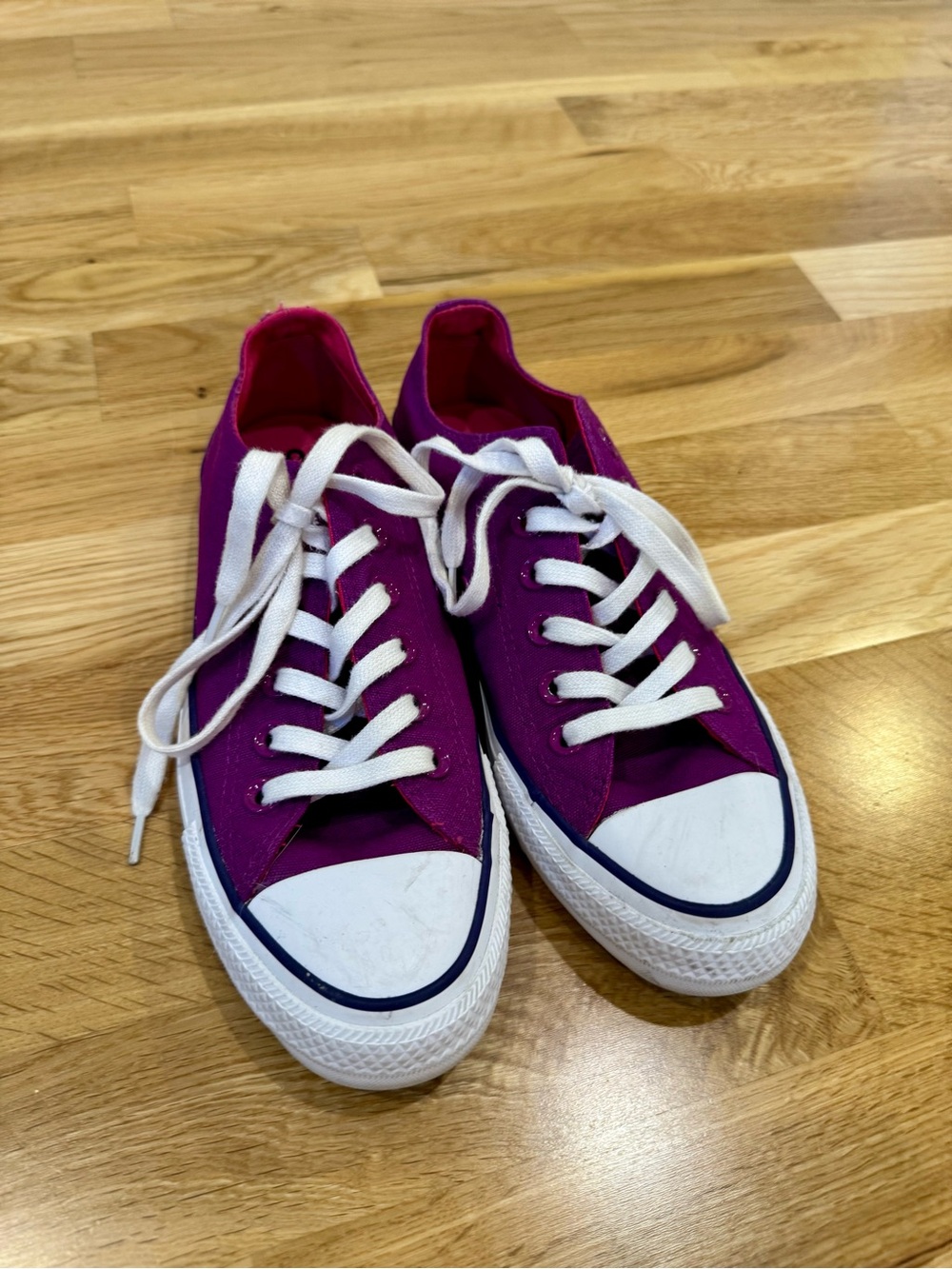 Converse Purple Sneaker
